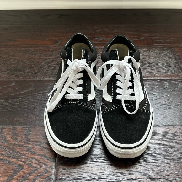 Vans Shoes Black Classic Vans Womens Size 7 Poshmark